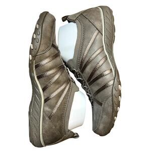 Skechers Womens Breathe Easy Slip-On Fit Shoes Dark Taupe Size 9 Brown Sneakers